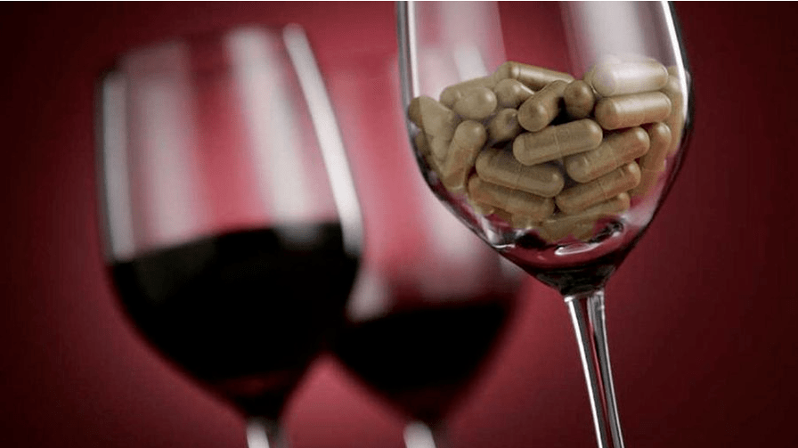 Alkohol ist 3-4 Tage nach dem Ende des Verlaufs von Antibiotika erlaubt