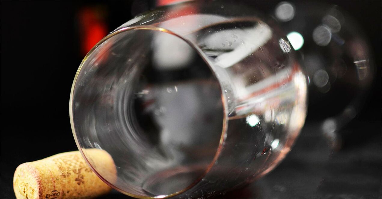 Zeichen des Alkoholismus bei Männern